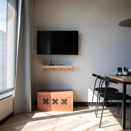 Bob W Noord Amsterdam